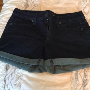 Universal Thread shorts